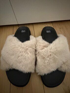 BP Nordstrom Faux Fur Crisscross Slide Slippers Cream Ivory Chunky Sandal